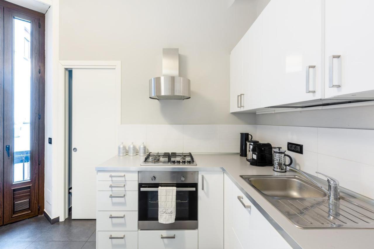 Spacious And Brilliant Apartment In Duomo By Easylife มิลาน ภายนอก รูปภาพ
