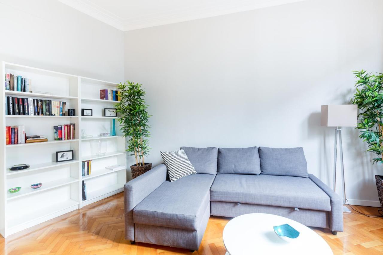 Spacious And Brilliant Apartment In Duomo By Easylife มิลาน ภายนอก รูปภาพ